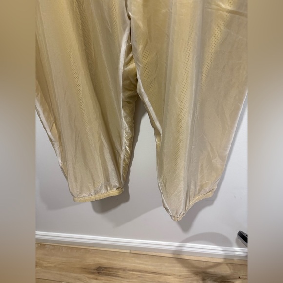 NWOT- Nike Sportswear Tech Pack Women's Pants Loose Fit- XL - Picture 6 of 10